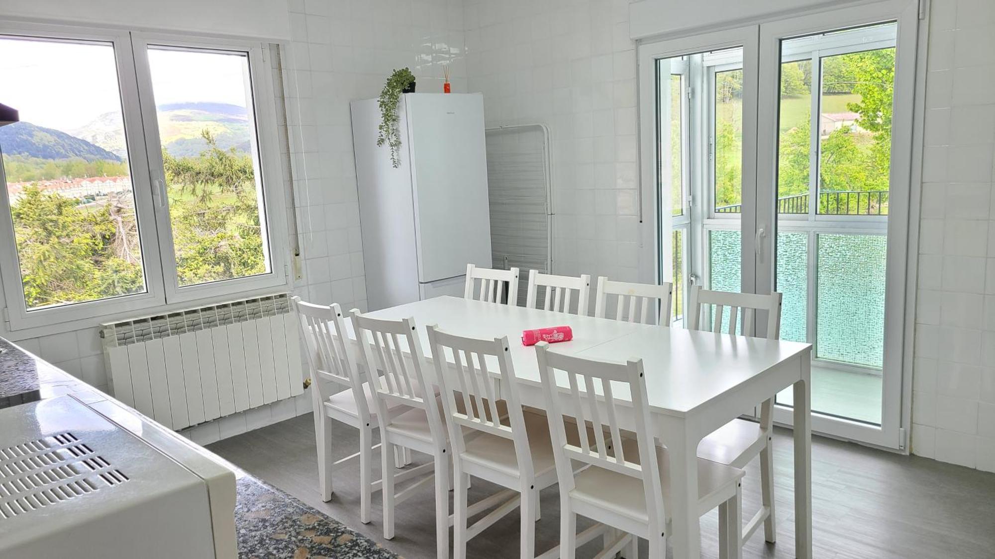 Casa Renovada Con Chill Out En Espinosa Apartment Espinosa de los Monteros Екстериор снимка
